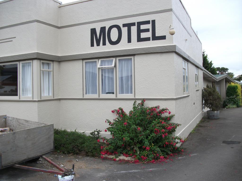 Trentham Motel Upper Hutt Esterno foto
